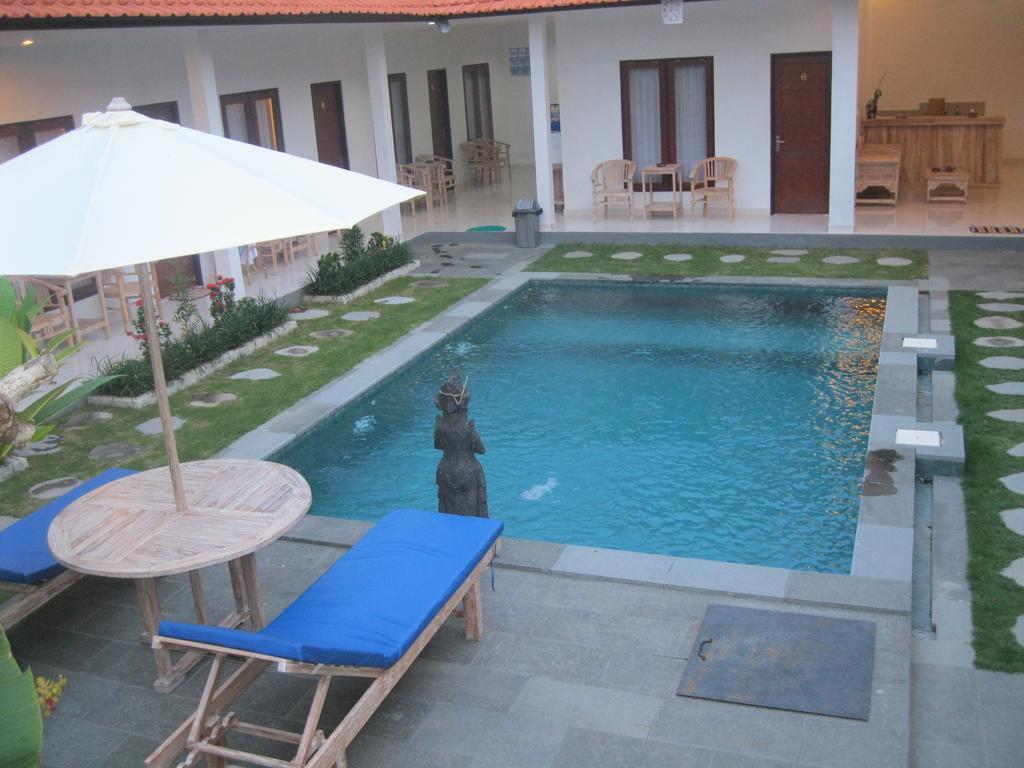 Temuku Guest House Canggu Buitenkant foto