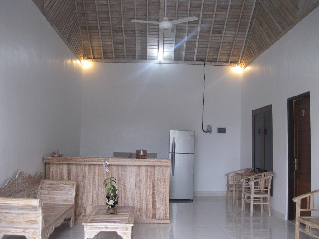 Temuku Guest House Canggu Buitenkant foto